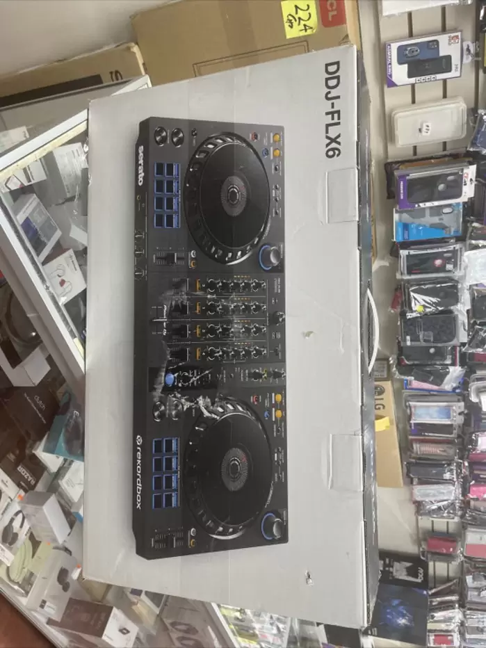 $ 1.000 USD Nuevo / usado controlador de DJ de 4 canales Pione
